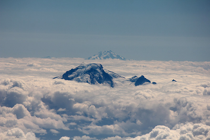 Two Mountains Crisp