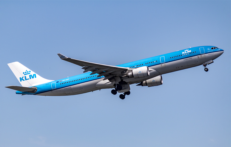 KLM gear up