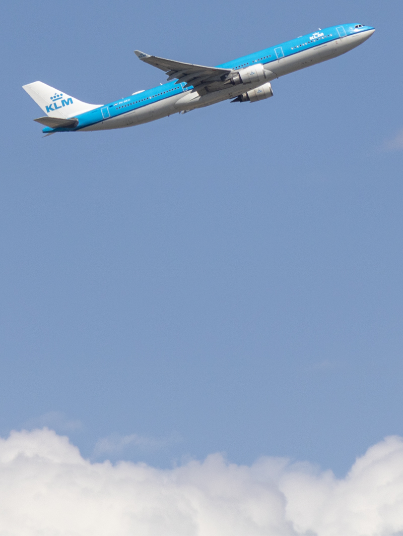 KLM ove the clouds